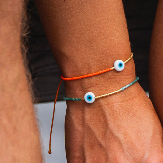 Evil Eye Schutzarmband kombiniert mit weiteren Farben – Boho-Stil