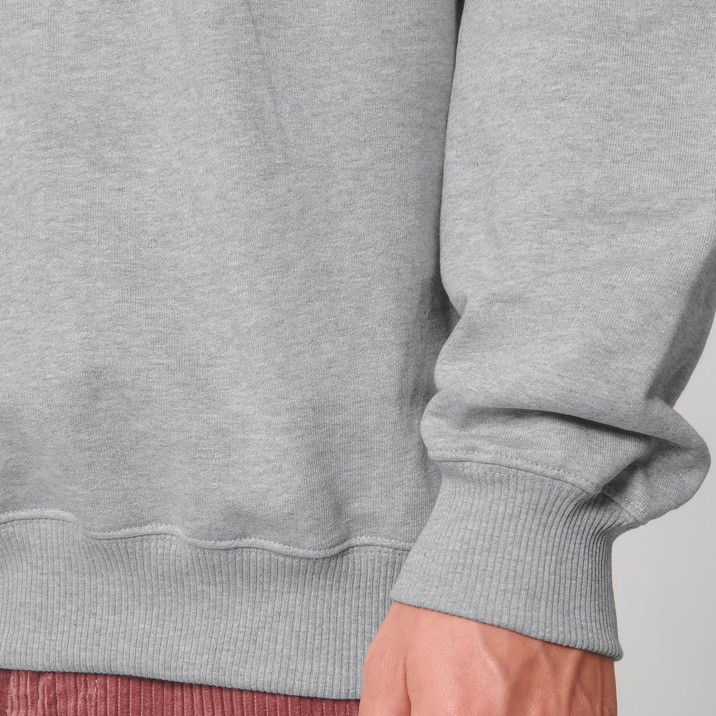 Oversized Fit Quarter Zip Pullover mit gesticktem Bus-Motiv