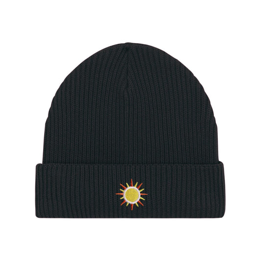 Schwarzer Beanie mit auffälligem gelben Sonnen-Stick auf dem Saum – modernes und zeitloses Design.