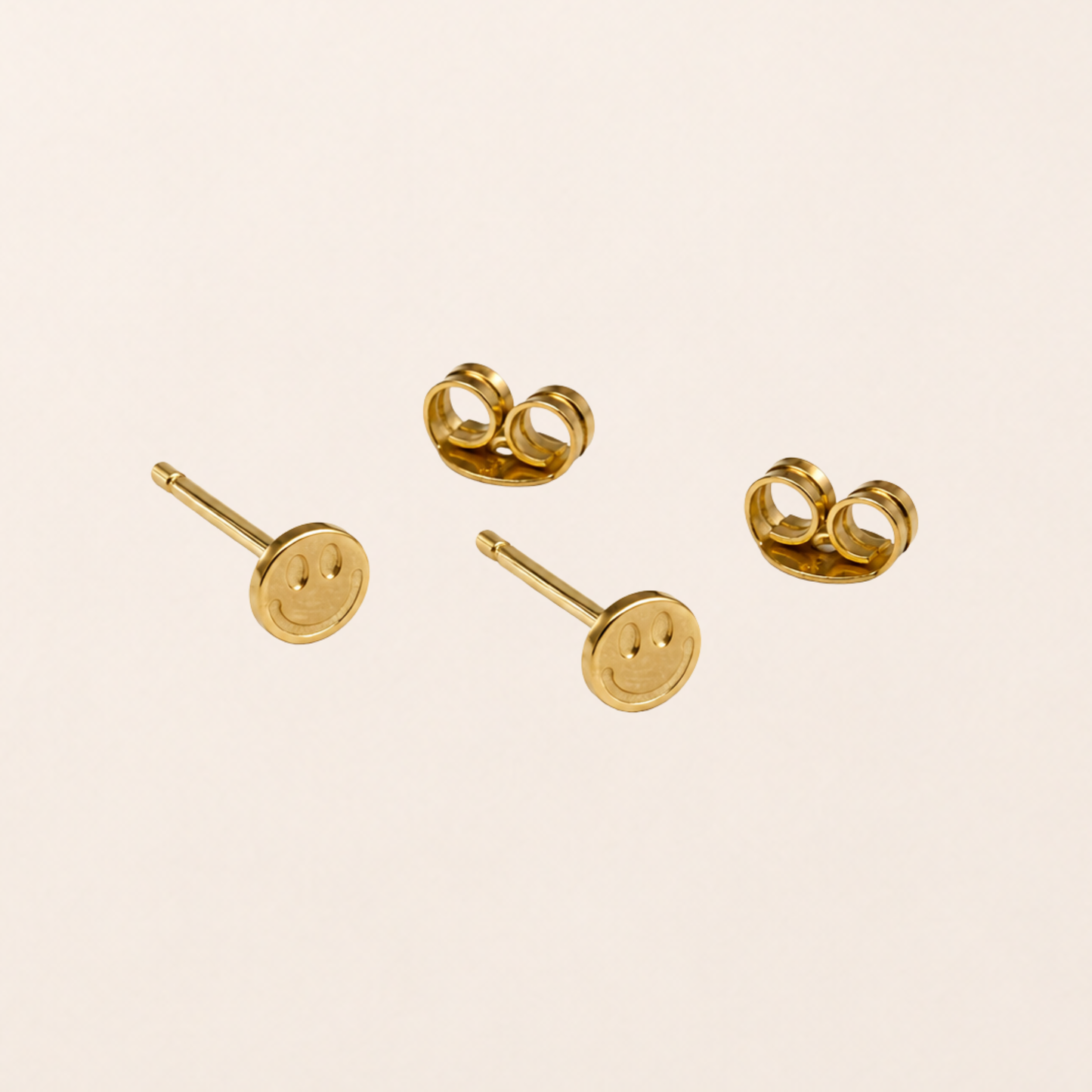 Smile Ohrstecker 18k vergoldet – goldene Smiley-Ohrstecker | fimpa.
