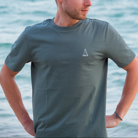 Regular Fit T-Shirt mit gesticktem Segelboot